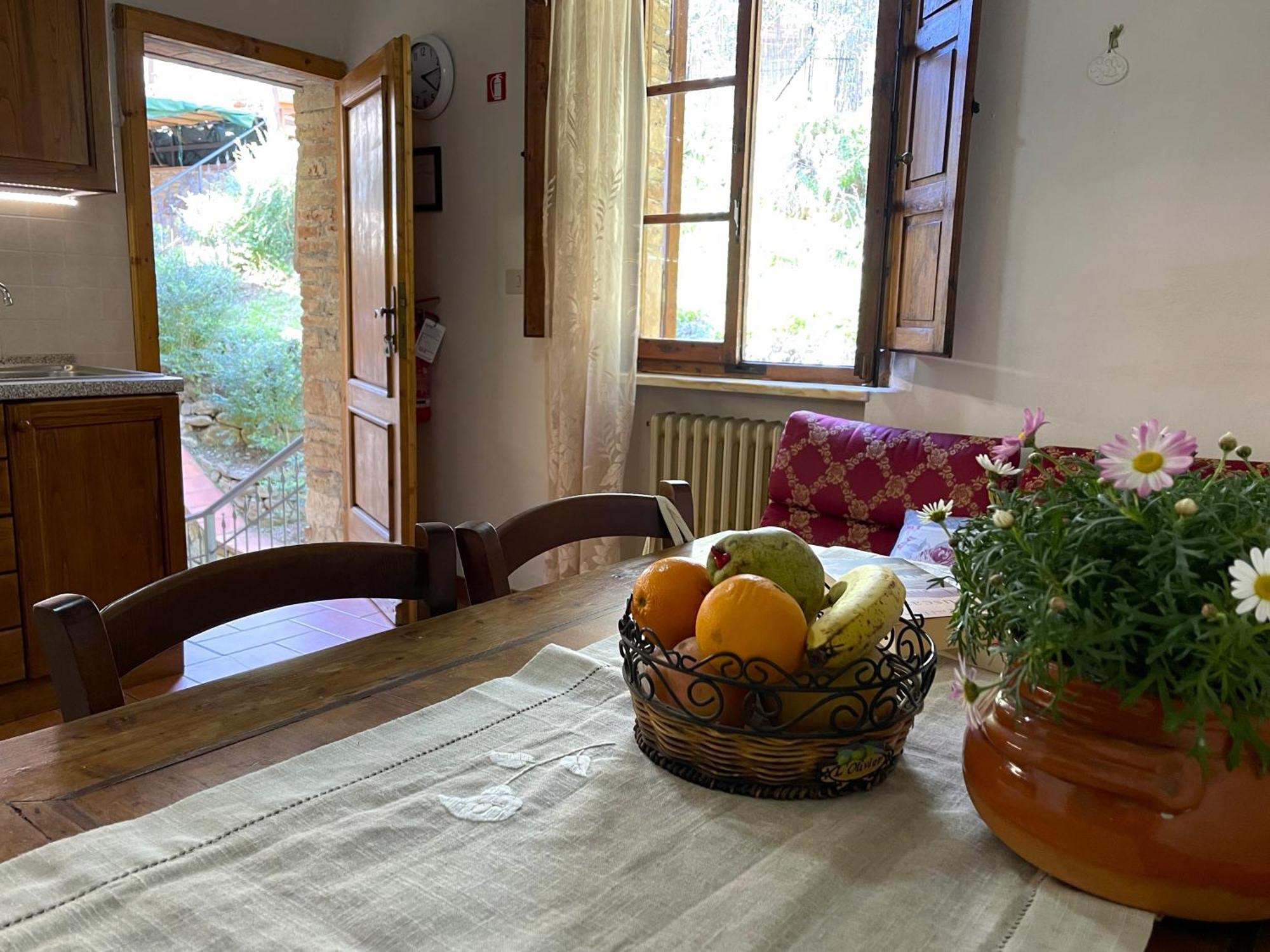Agriturismo Vernianello Poggibonsi Bagian luar foto