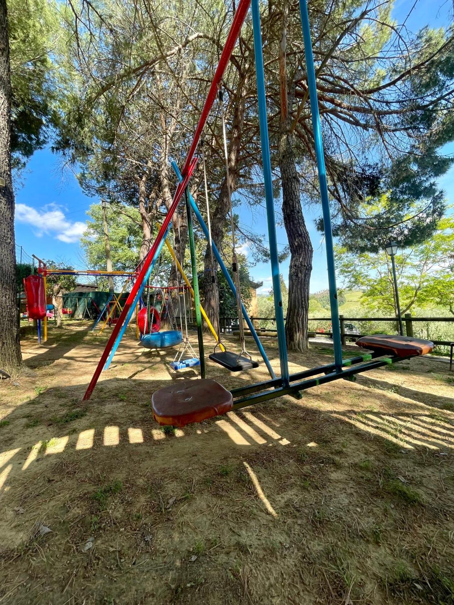 Agriturismo Vernianello Poggibonsi Bagian luar foto